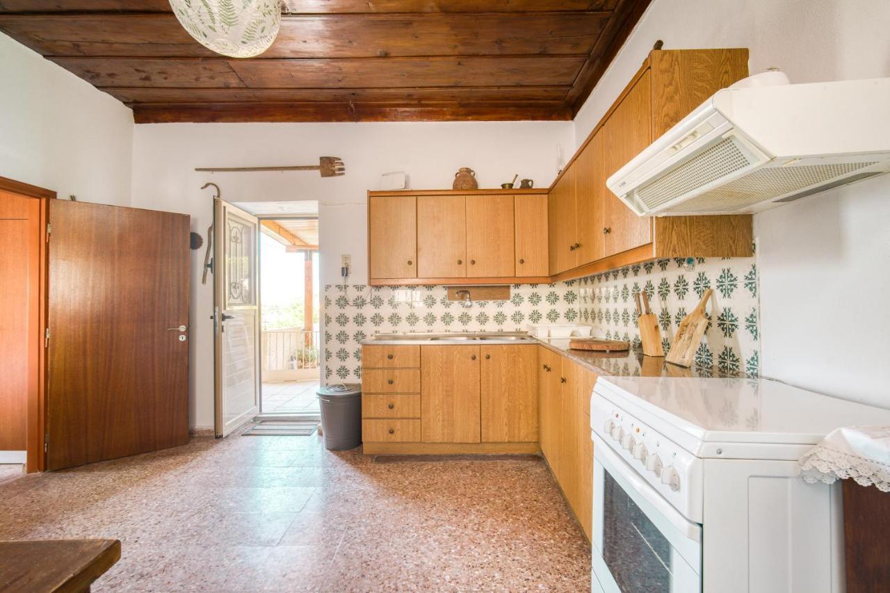 Serenity View - Traditional Village Apartment Kouses Екстер'єр фото